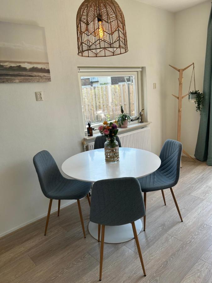 Amsterdam Beach Apartment 17, Incl Parking + Garden Zandvoort Exteriör bild