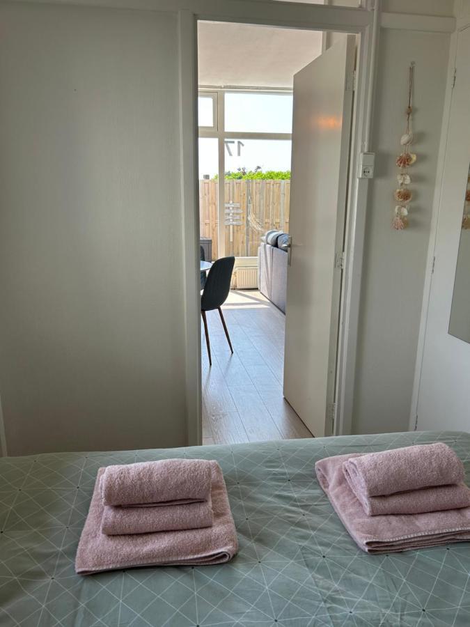Amsterdam Beach Apartment 17, Incl Parking + Garden Zandvoort Exteriör bild